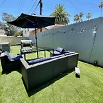 Newly Built Townhouse - Prime Hollywood Location