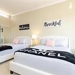 Hollywood Loft Apartments Free Parking Close To Studios Universal
