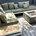Modern Condo With Pool ,Near Hollywood,Dtla, Melrose