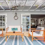 Enchanting Sherman Oaks Home With Pool Permit #Hsr Two One Zero Zero 2605