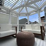 The Craftsman House In Venice Beach