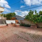 New 4 Bedroom Modern Villa In Mar Vista
