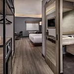 Avenue Hotel, Ascend Hotel Collection