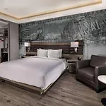 Avenue Hotel, Ascend Hotel Collection