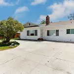 Large 5 Bedroom Charmer With Pool