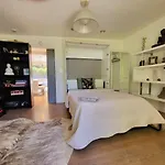 Shanti Om Retreat In Beverly Hills