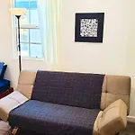 Lovely Little House Near Usc And Downtown La