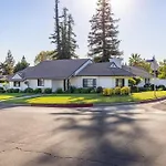 Stunning, Newly Remodeled Bright Home