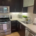 Super-Cute 2/2 Apartment In Santa Monica With Free Parking
