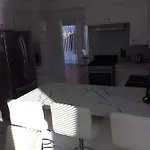 Modern Private Home Close To Universal & Hollywood For 10