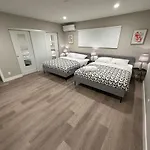 Luxury Apartment At Hollywood