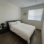 Hollywood 3 Bedroom Penthouse Apartment