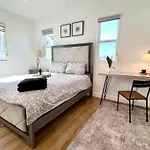 Luxury K-Town Dwelling With Private Rooftop Deck.
