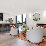 Mid Century Modern Villa In Trousdale With Tennis