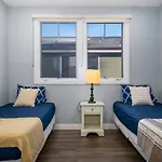 Comfy 4Br Home Near Korea Town