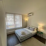 Cozy Andcomfortable Hollywood Apartment