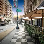 Modern Loft In Dtla - Rooftop Pool & Free Parking!