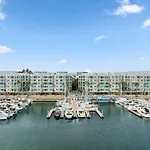 Blue Water Views Penthouse In Marina Del Rey