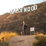 Los Angeles Premium Suites With Free Parking