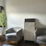 Burlington Hostel