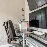 Gorgeous Dtla W/ View + Hot Tub!