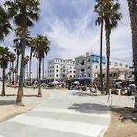 Spacious 2 Bedroom Venice Beach Villa