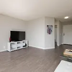 Prime Location 1-Bedroom With Pool