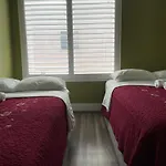 Private Los Angeles Room - Free Wifi, Ac, Tv, Private Fridge, Kitchen, Near Usc - Exposition Park - Usc Memorial Coliseum - Banc Of California Bmo Stadium - Downtown Los Angeles Dtla - University Of Southern California Usc!!!