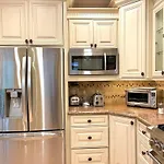 Casa Lux Monica Prime Santa Monica Luxury Home One-Of-A-Kind