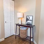Sunny 1Bdr Centrally Located In Marina Del Rey