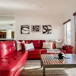 *Weho/Beverly Hills* Luxury 2Bd/2.5Ba + Balconies