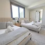 Beverly Hills Penthouse 2Bd 2Ba Condo Top Floor!