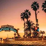 Fortuna-Seaside Retreat In Santa Monica, Steps To The Beach, Free Parking