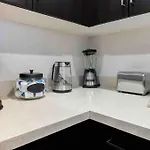 Tulip - 2 Bedroom Apartment In West Hollywood