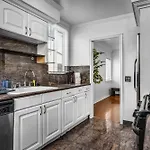 Spacious 2 Levels 2-Bedroom 2-Bath In The Best Neighborhood