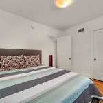 Chic Charming 2-Bedroom With Office In The Weho