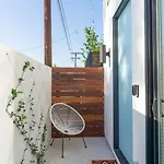 Brand New Studio In Mar Vista