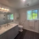 New Peaceful Guesthouse