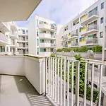Charming Urban Oasis 2Br 1Bath