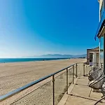 Exceptional 3 Bedrooms On The Beach Penthouse
