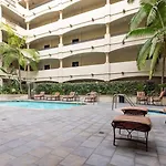Lala House -1Br With Free Parking, Pool, Laundry