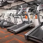 Holiday In La - 1Br With Free Parking, Laundry, Pool