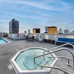 Travel Haven At Miracle Mile- 110