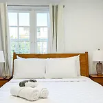 Stylish 2Br Apt Near La Hotspots- Doh2 - Ww