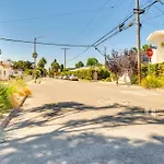 Quiet Cottage Less Than 1 Mi To Venice Beach And Boardwalk!