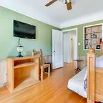 5 Mi To Sofi Stadium Charming Family Home!