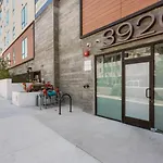 Blueground Koreatown Sundeck Wd Near Metro Lax-1227