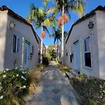 5 Minutes To Rodeo Drive! 2 Bedroom Man Cave Apartment Beverly Hills Adj