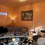 Modern, Remodeled Echo Park House-Walk To Sunset Blvd, Dodgers Stadium, Shops, Bars, Restaurants, Lake, Concerts