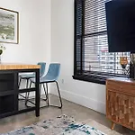 Gorgeous Apartment 2-Bedroom 2-Bathroom